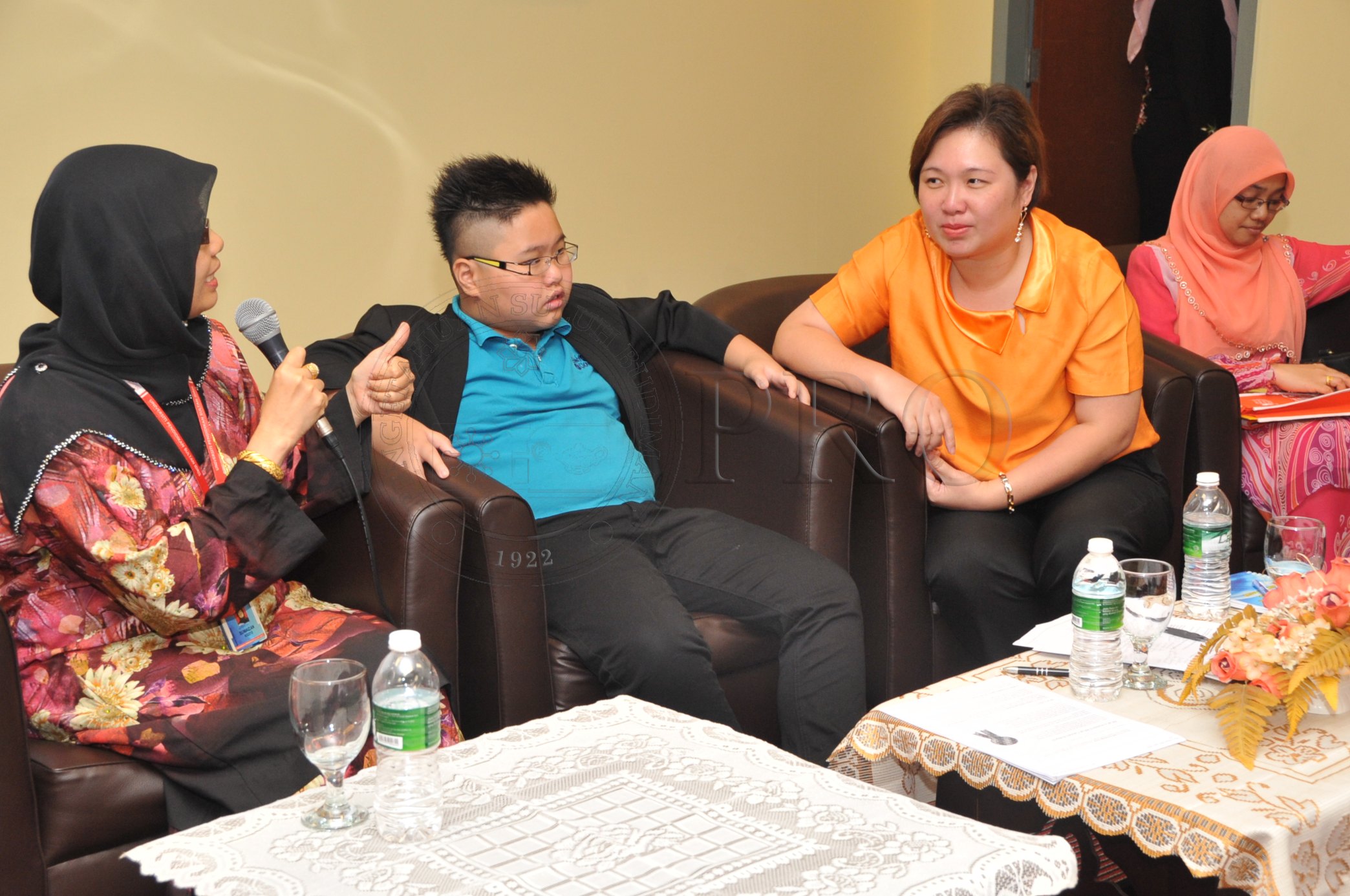 PRO 14 03 AUTISME PRO 6499